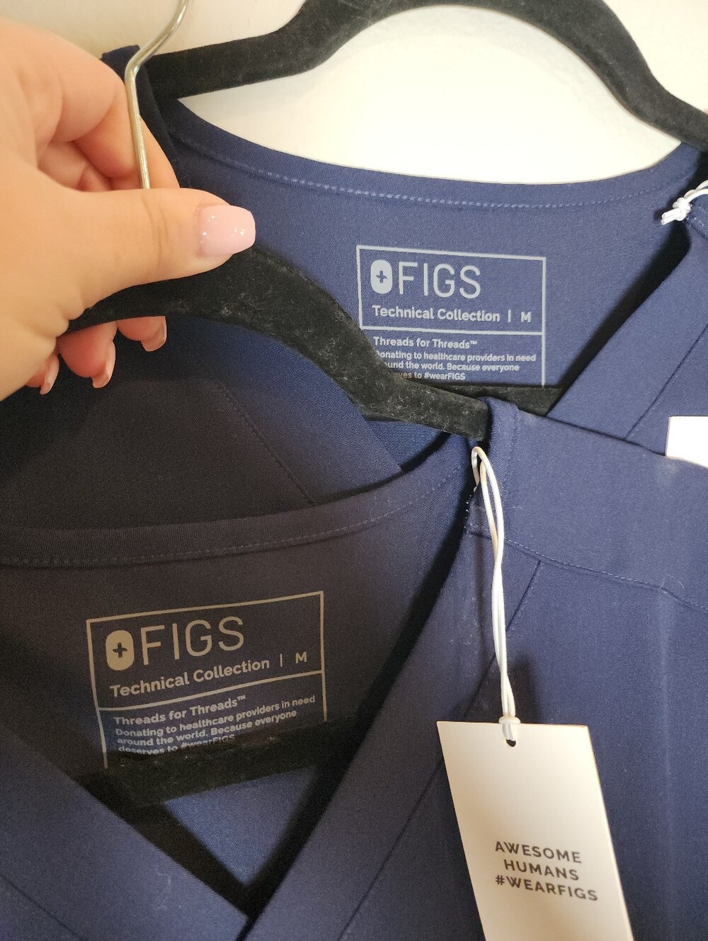 NWT Figs Leon Two-Pocket Scrub Top LOT OF 2 Men's Size Medium Navy Blue - Picture 2 of 14